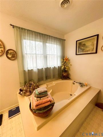 3804 Pheasant Chase Dr, Henrico, VA 23231