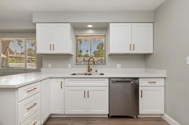 2111 Elsinore Road, Riverside, CA 92506