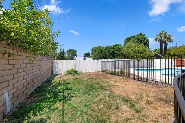 2111 Elsinore Road, Riverside, CA 92506