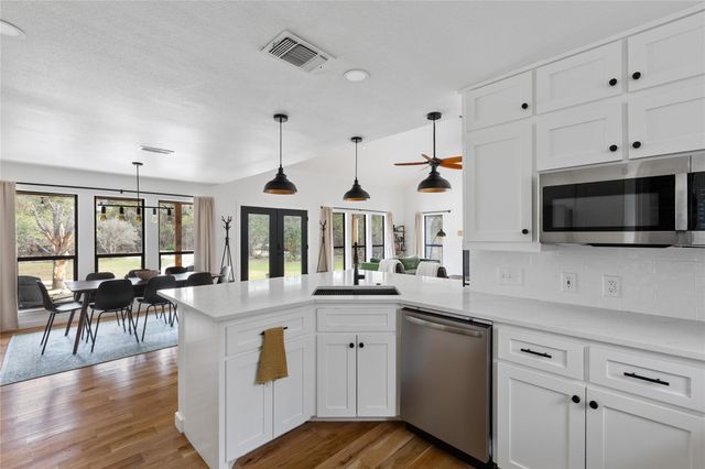 2300 River RD, Wimberley, TX 78676