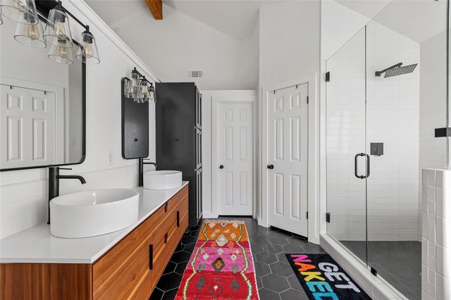 2300 River RD, Wimberley, TX 78676