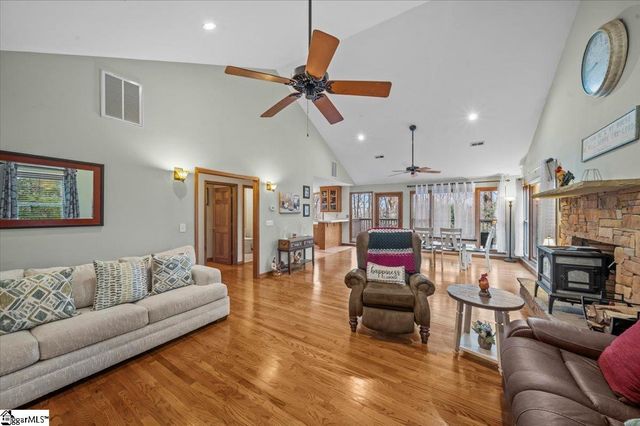 133 Ernestine Hayes Road, Pickens, SC 29671