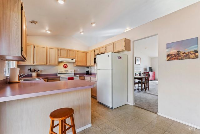 5185 Castle Hill Way, Boise, ID 83703