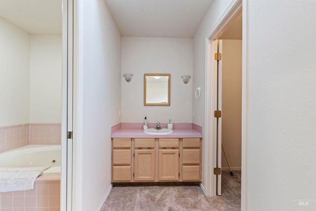 5185 Castle Hill Way, Boise, ID 83703