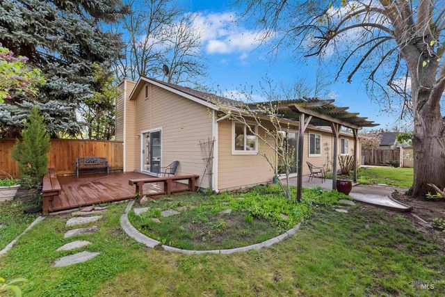 5185 Castle Hill Way, Boise, ID 83703