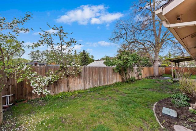 5185 Castle Hill Way, Boise, ID 83703