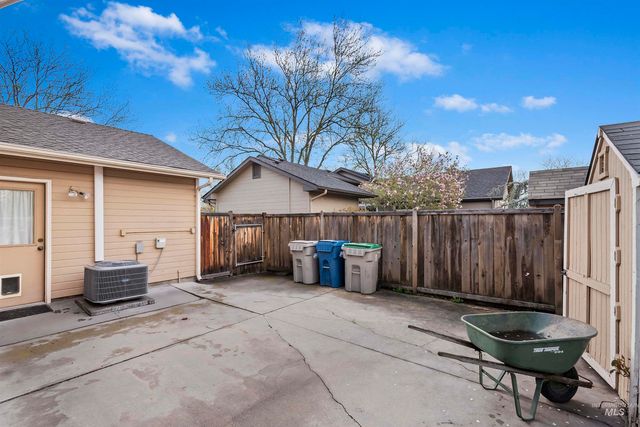 5185 Castle Hill Way, Boise, ID 83703