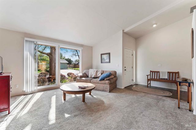 5185 Castle Hill Way, Boise, ID 83703