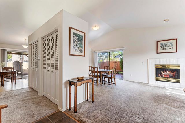 5185 Castle Hill Way, Boise, ID 83703