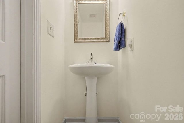 1010 James Street, Charlotte, NC 28216