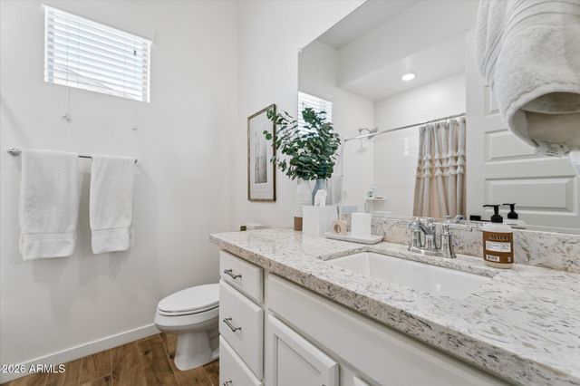 1816 E FALLEN LEAF Lane, Phoenix, AZ 85024