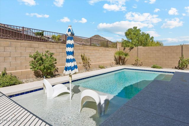 1816 E FALLEN LEAF Lane, Phoenix, AZ 85024