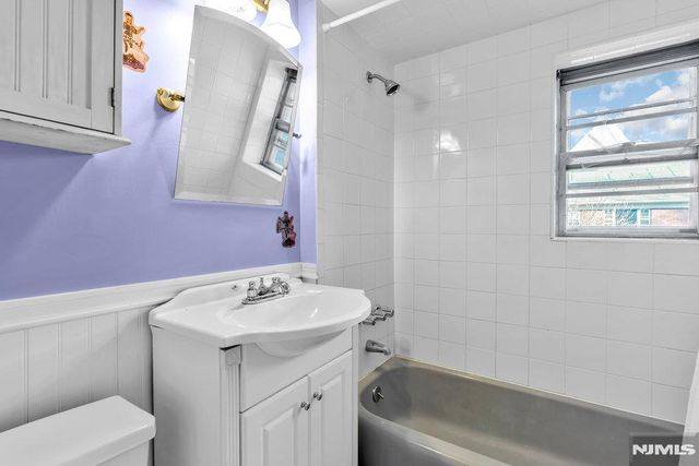 640 Franklin Avenue 2R, Nutley, NJ 07110