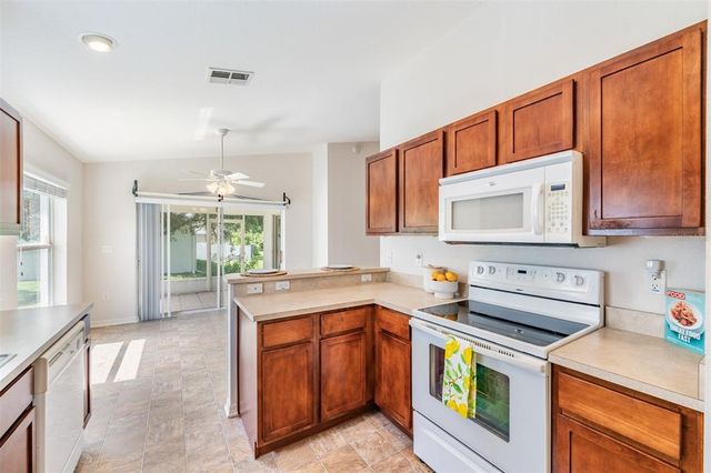 35824 DIAMOND HEAD COURT, Zephyrhills, FL 33541