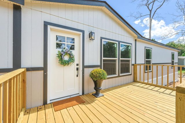 670 Wood Haven, Livingston, TX 77351