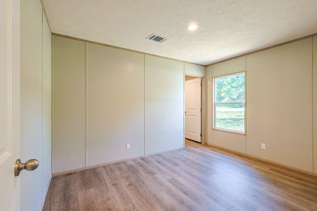 670 Wood Haven, Livingston, TX 77351