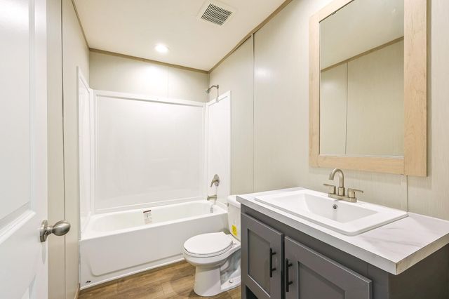 670 Wood Haven, Livingston, TX 77351
