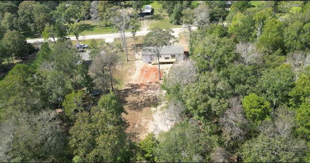670 Wood Haven, Livingston, TX 77351