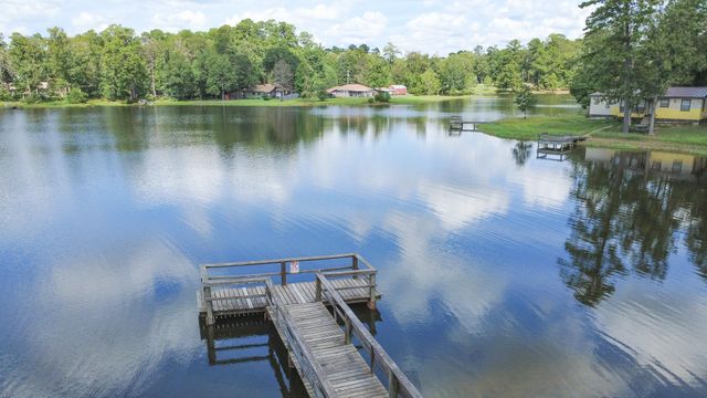 670 Wood Haven, Livingston, TX 77351