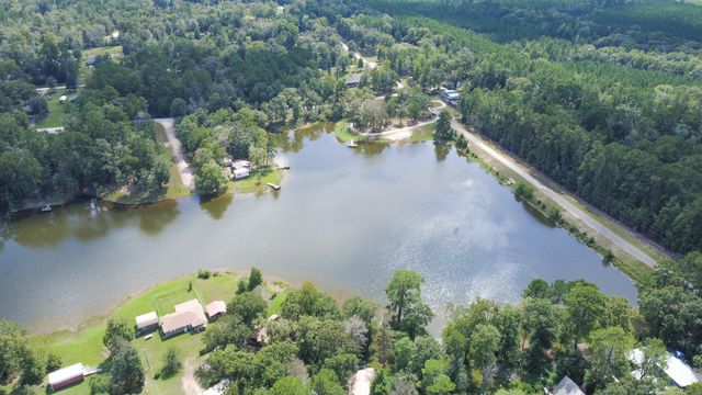 670 Wood Haven, Livingston, TX 77351