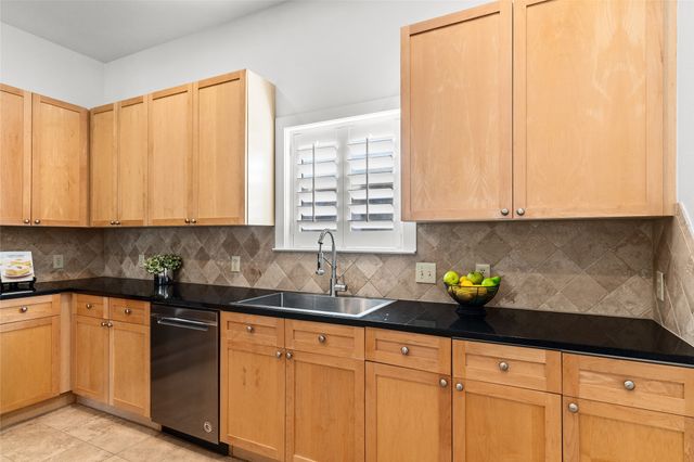 4830 Cedar Springs Road 3, Dallas, TX 75219