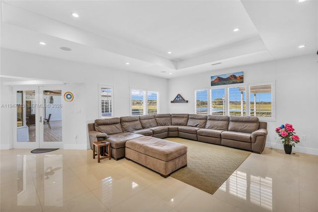 15560 NW 83rd Pl, Miami Lakes, FL 33016