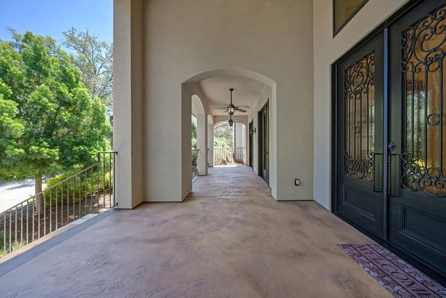 4580 Lake Forest Dr, Loomis, CA 95650