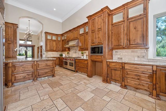 4580 Lake Forest Dr, Loomis, CA 95650