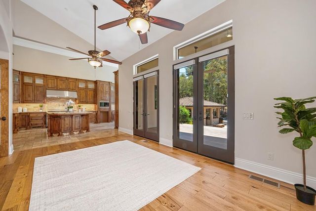 4580 Lake Forest Dr, Loomis, CA 95650