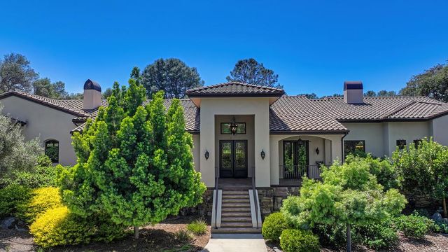 4580 Lake Forest Dr, Loomis, CA 95650