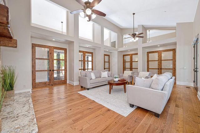 4580 Lake Forest Dr, Loomis, CA 95650