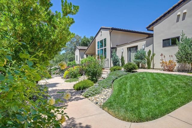 4580 Lake Forest Dr, Loomis, CA 95650