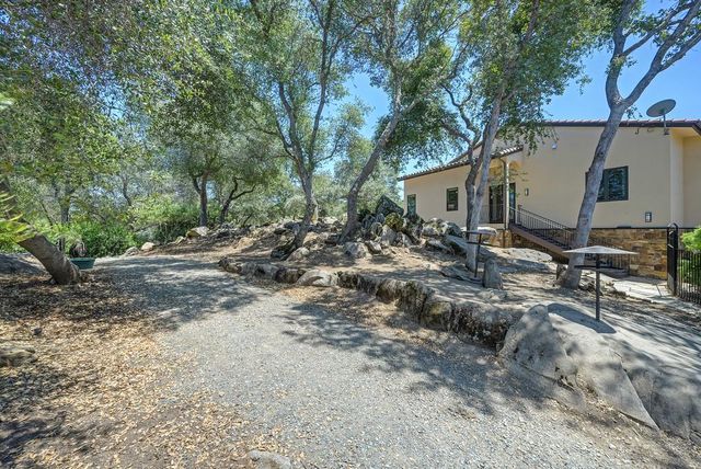 4580 Lake Forest Dr, Loomis, CA 95650