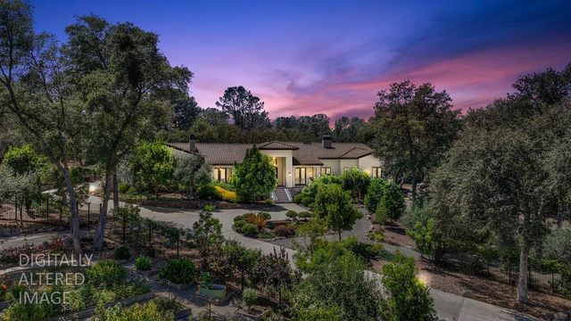 4580 Lake Forest Dr, Loomis, CA 95650