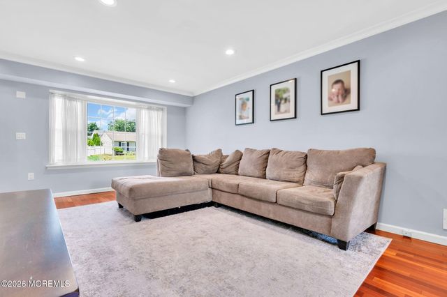 38 Markwood Drive, Howell, NJ 07731