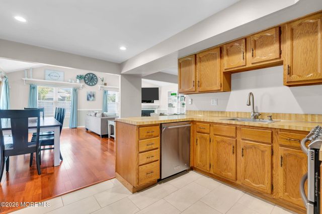 38 Markwood Drive, Howell, NJ 07731