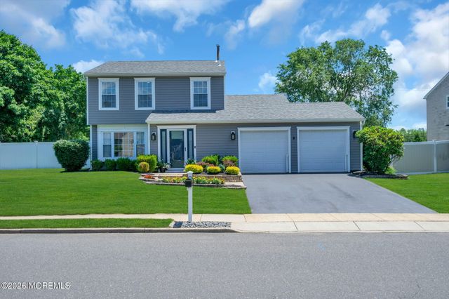 38 Markwood Drive, Howell, NJ 07731