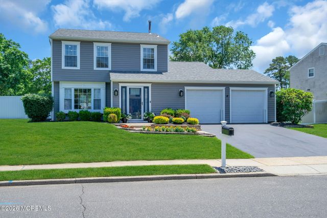 38 Markwood Drive, Howell, NJ 07731