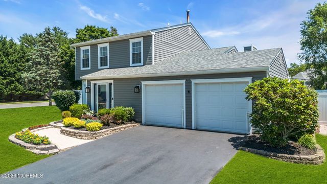 38 Markwood Drive, Howell, NJ 07731