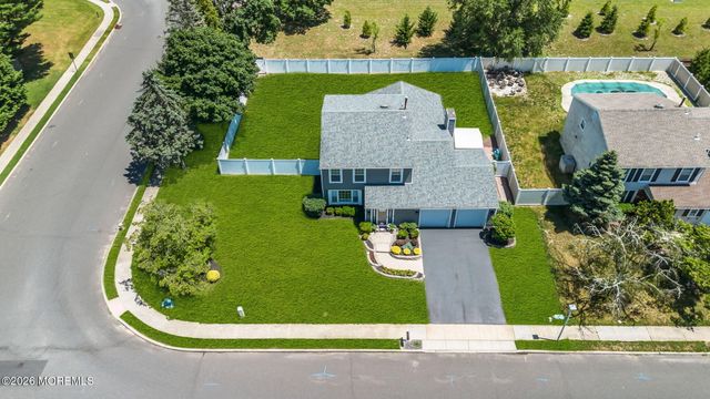 38 Markwood Drive, Howell, NJ 07731