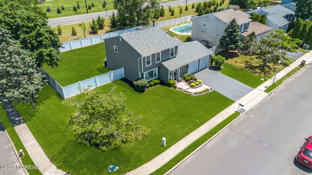38 Markwood Drive, Howell, NJ 07731