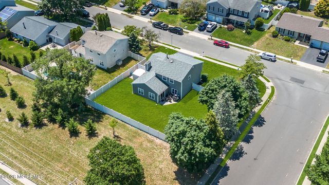 38 Markwood Drive, Howell, NJ 07731