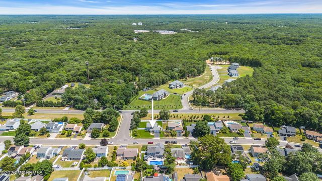 38 Markwood Drive, Howell, NJ 07731