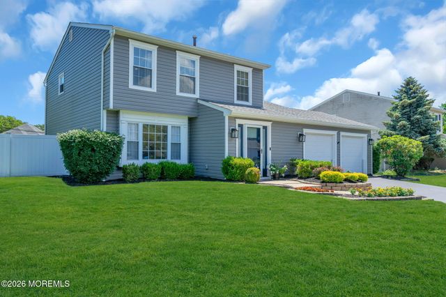38 Markwood Drive, Howell, NJ 07731
