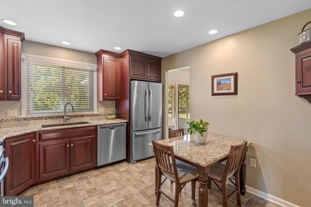 1942 SPLIT ROCK RD, Lancaster, PA 17601