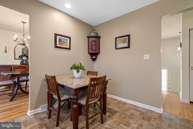 1942 SPLIT ROCK RD, Lancaster, PA 17601