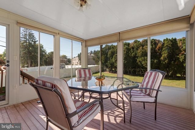 1942 SPLIT ROCK RD, Lancaster, PA 17601