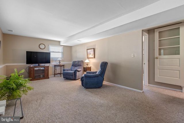 1942 SPLIT ROCK RD, Lancaster, PA 17601