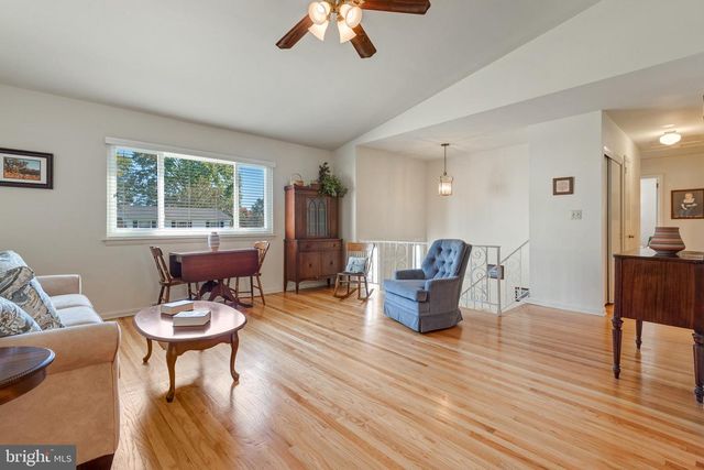 1942 SPLIT ROCK RD, Lancaster, PA 17601