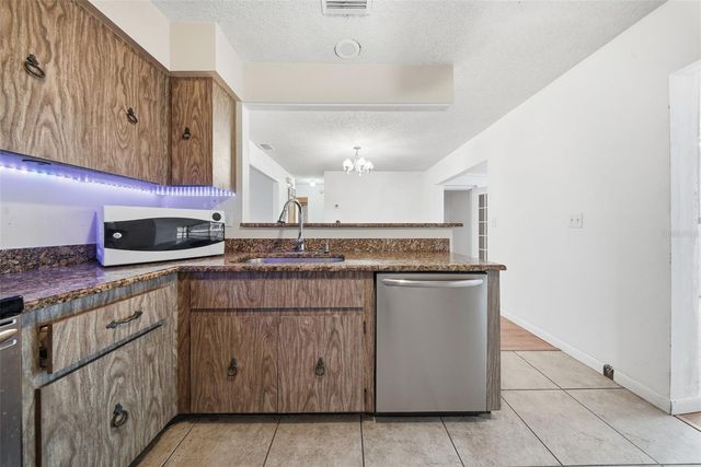 3605 51ST STREET COURT, Bradenton, FL 34209